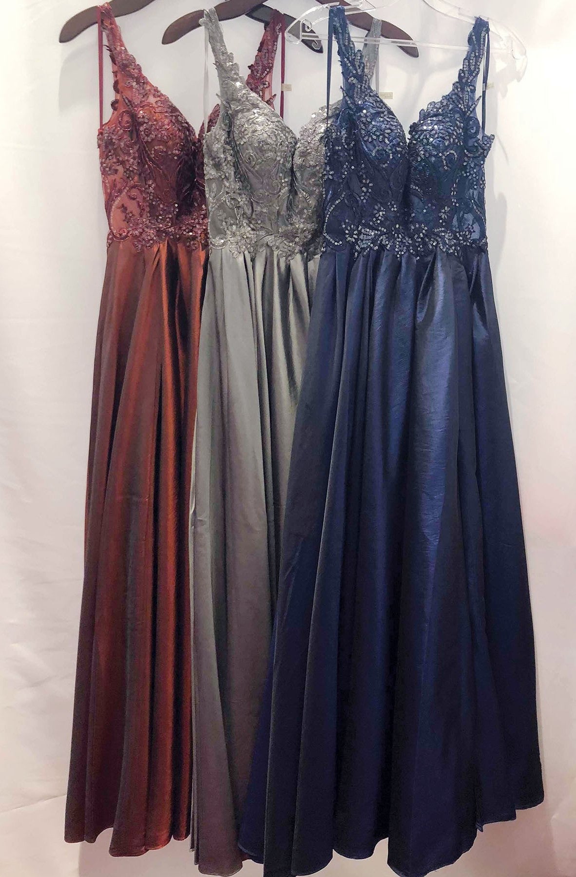 L2241_NAVY_front